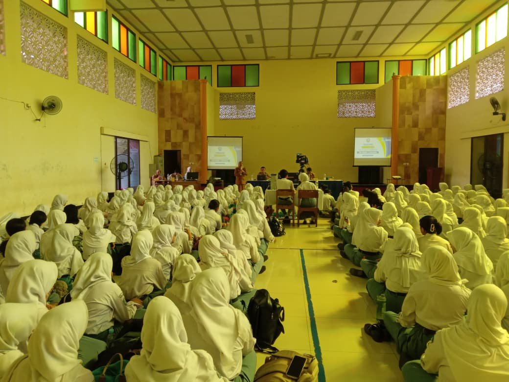 Sosialisasi Tes Kemampuan Akademik (TKA) untuk Siswa Kelas XII SMK Negeri 9 Semarang
