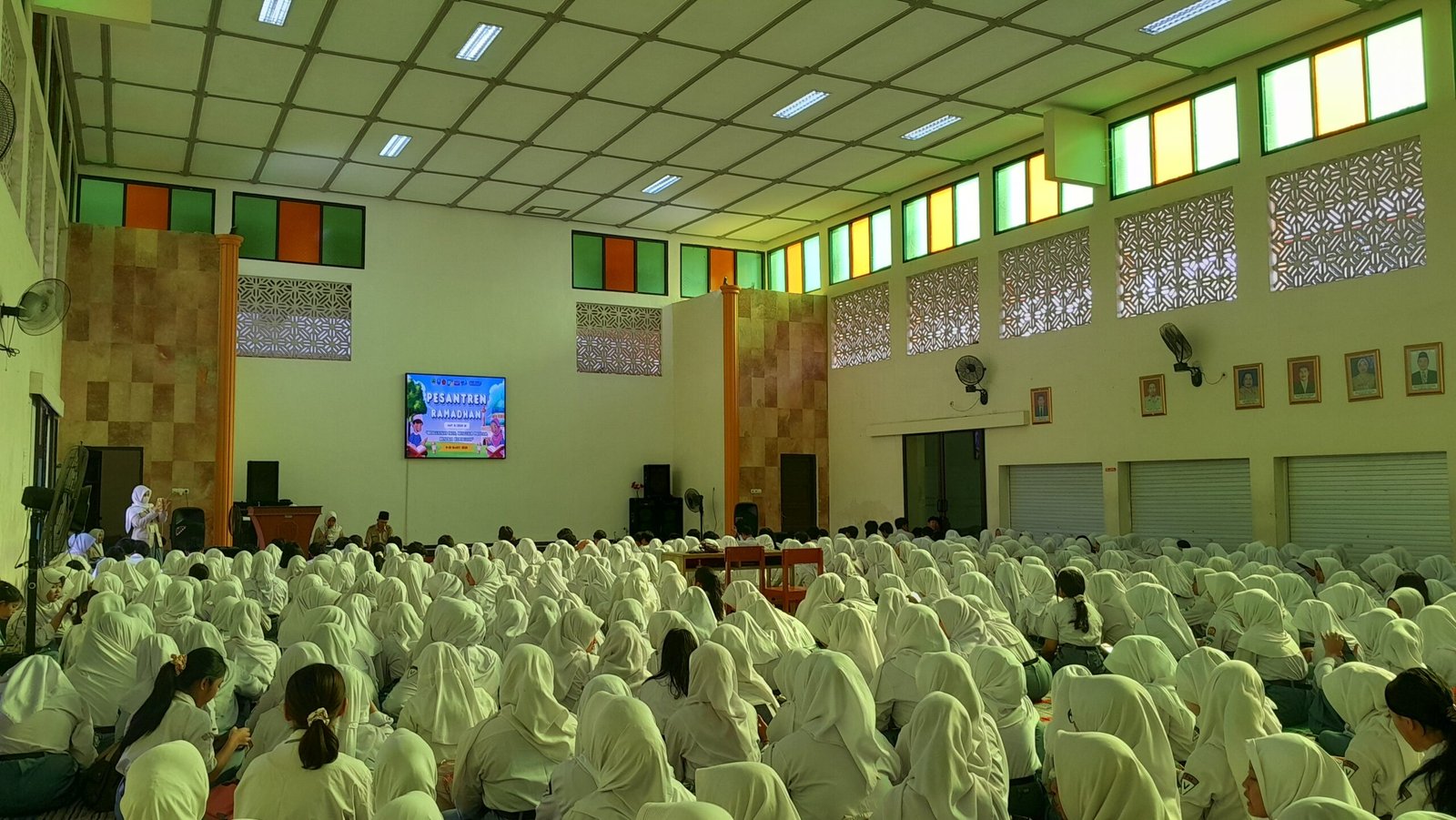 PESANTREN RAMADHAN: MENGUATKAN IMAN, MENGUKIR PRESTASI, MENEBAR KEPEDULIAN