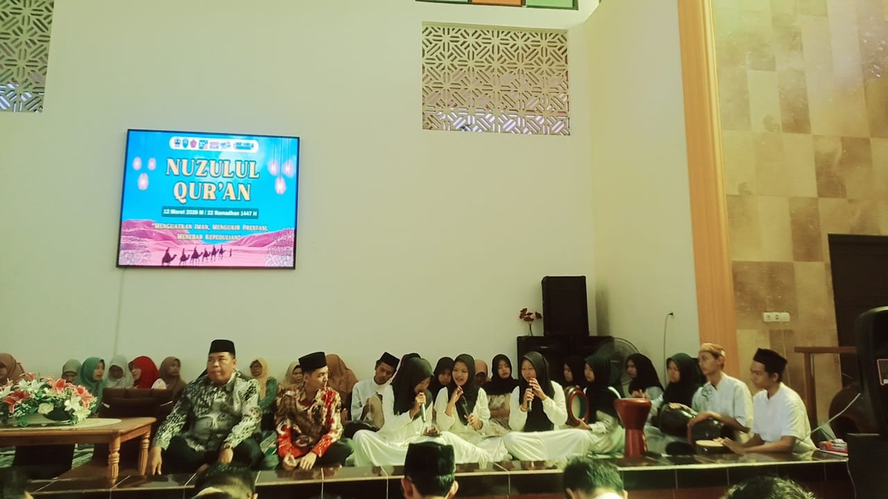 NUZULUL QUR’AN: CAHAYA PETUNJUK UNTUK GENERASI BERIMAN DAN BERPRESTASI