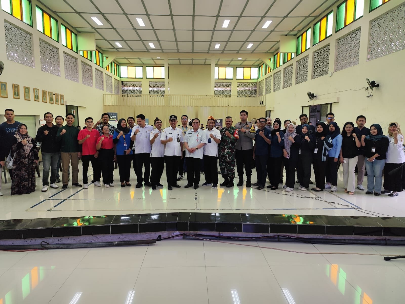 JOB FAIR SMKN 9 SEMARANG MEMBUKA PELUANG KERJA TANPA BATAS