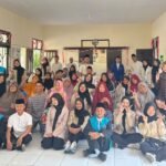 Merajut Kasih, Menebar Berkah: Kolaborasi Tiga Rohis Hadirkan Kehangatan Maulid bagi Para Lansia
